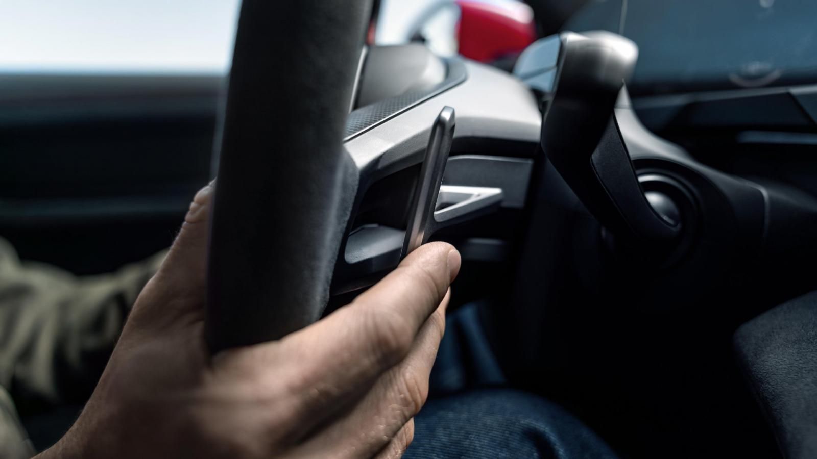 Porsche Taycan: Αναβαθμίστηκε και απέκτησε εικονικό κιβώτιο ταχυτήτων!